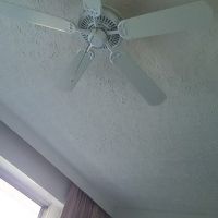 天井にあるファン。心地よい風～