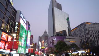 外灘まで歩く楽しいエリア