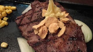 ビーフインパクト狸小路店でステーキ