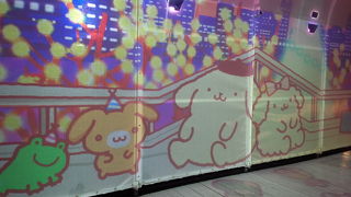 アミューズメント施設の多いショッピングモール