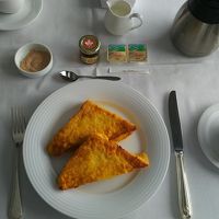 フレンチトーストをルームサービスで