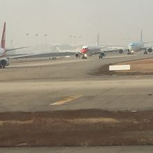 離陸待ちが長くなることが多々