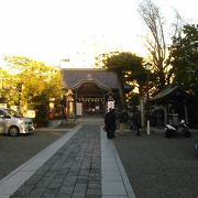 木更津駅から５分くらいにある由緒ある神社