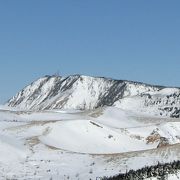 草津国際スキー場の本白根山から真っ白な白根山を眺めました。