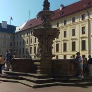 プラハ城の中の噴水