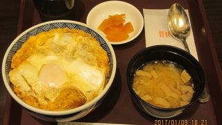 味の濃いカツ丼