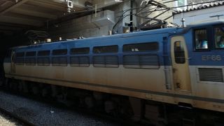 東京外環自動車道とまとめて作ってちゃえばよかったのに。