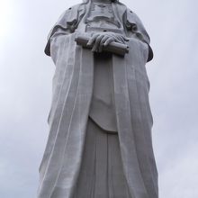 ほれぼれするようなお姿です。