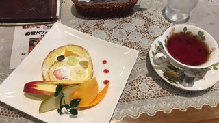 果物屋のフルーツパーラー 食事もあり