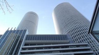 名古屋市民の足