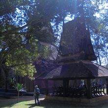 敷地は結構広いです。