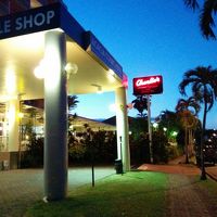 アカシアコートホテルです。1階にシーフードレストランチャーリ