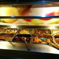 白身魚のフリッターもあります。