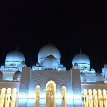 夜のモスク