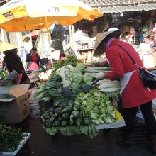 ローカルマーケット