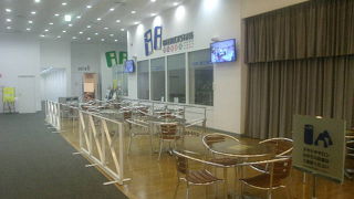 人が少なくてちょっと入り辛い雰囲気でした