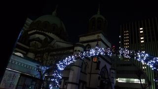 夜は、近くまでは行けません