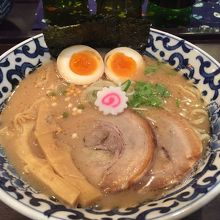 東京駅らー麺 1000円