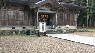 数々の大黒様と出雲大社のミニチュアがあります。