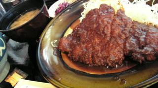 アウトレットで味噌カツ