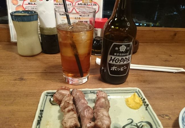 市ヶ谷駅近くに有る居酒屋です。安くお酒、焼き鳥などの料理を楽しめます。