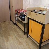 部屋からみたドア方面