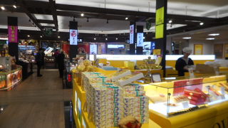 アミュプラザの鹿児島土産店