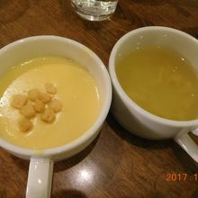 スープはコンソメとコーンの２種類。美味！