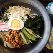 茨城らしい「しょぼろ納豆うどん」が頂けます。