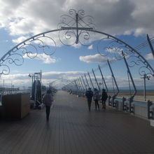 快適な開放空間を歩けるのが良いです