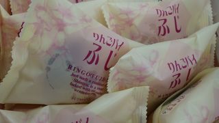 歴史ある菓子店の人気の品