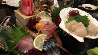 刺し盛りが豪華です。