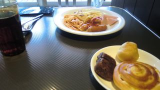 朝食バイキング