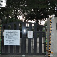 旧安田庭園入口