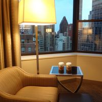 スタバのドリップコーヒーが3つ提供される