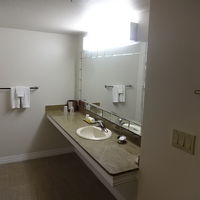 シンプルです。コップはプラスチックです。