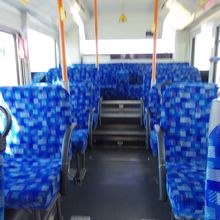 バス車内