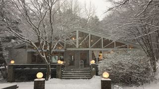 雪景色のペーパームーン