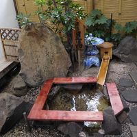 温泉施設の手前にある足湯