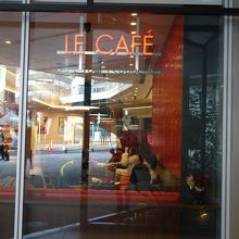 ロブションさんのカフェ