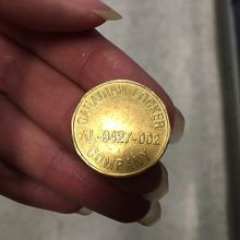 受付でトークン買って入れる式