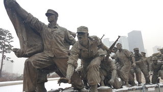 6.25だけでなく古代からの戦争の展示でした