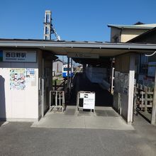 無人駅。