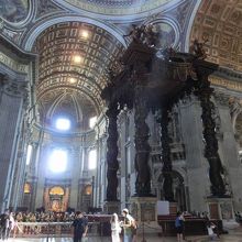 光が射して神々しい。