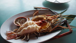 エビ味噌がめっちゃうまい。そしてオレンジジュースがうまい。