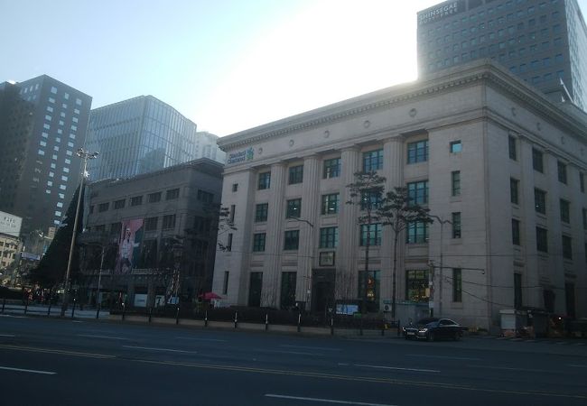 旧朝鮮貯蓄銀行本店