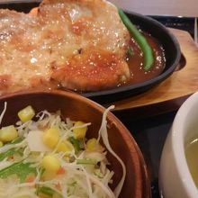 ポークチャップ880円也