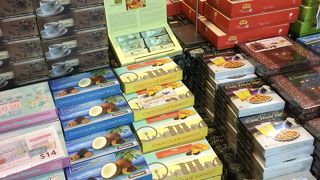 日本人の「お土産文化」にマッチするお土産屋