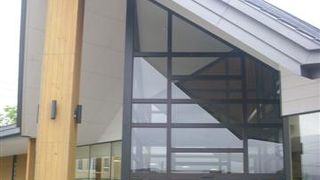 JR大沼公園のすぐ横 