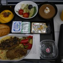 イスタンブール→関空の食事1回目